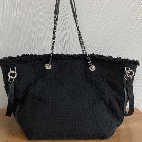 Chanel Double Face Deauville Tote Fringe Black Silver - Picture 6 of 6